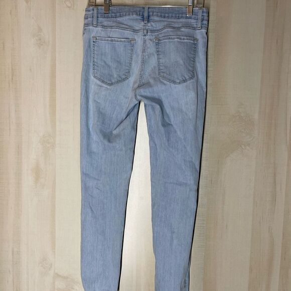 Loft‎ modern skinny crop faded light wash denim jeans, size 27 - Picture 13 of 16